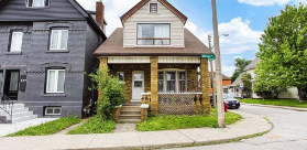 Modern Ancaster home